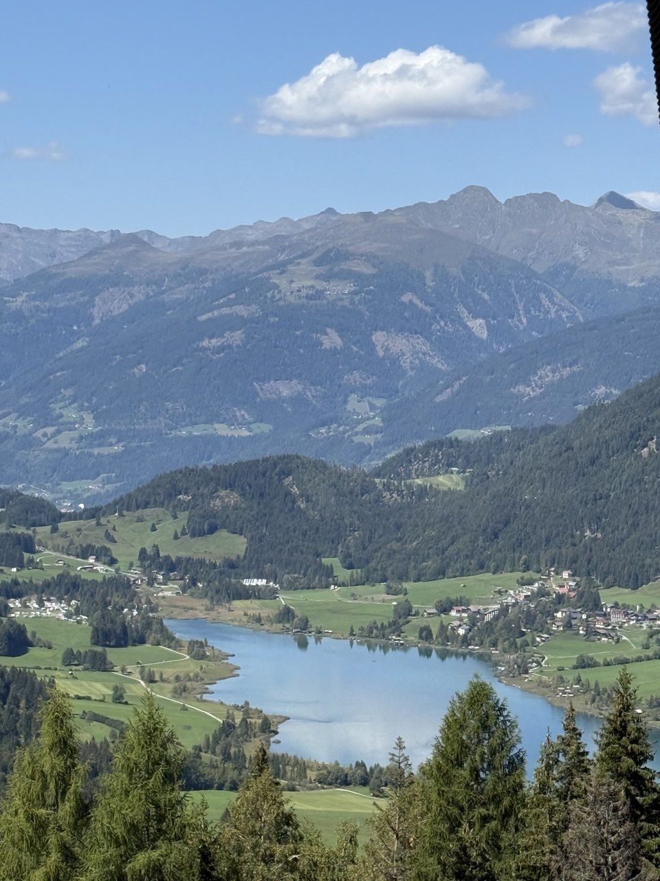 Zeit für zwei am Weißensee in Kärnten im traumhaften Herbst